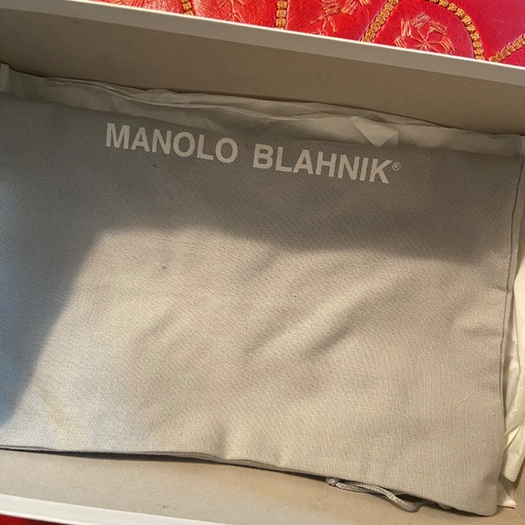 Manolo Blahnik patent leather black high heels, size 40, like new - Picture 4 of 14